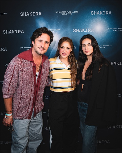 shakira_1754424311_3692701224115097229_217867189.jpg