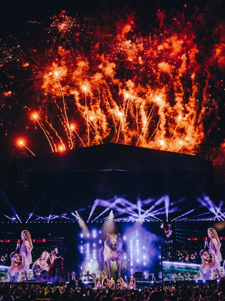 shakira_1756399033_3709266396229588211_217867189.jpg
