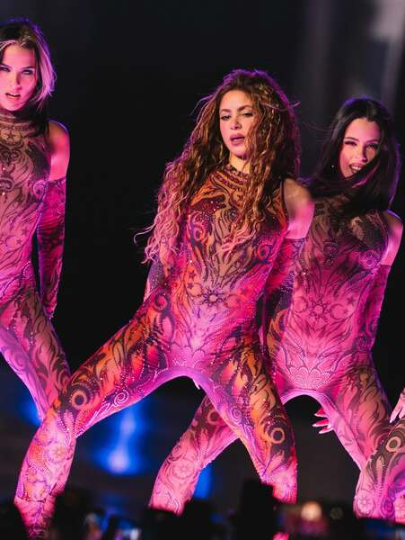 shakira_1762126921_3757315405871626358_217867189.jpg