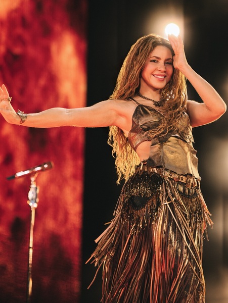 shakira_1765648380_3786851397095276039_217867189.jpg