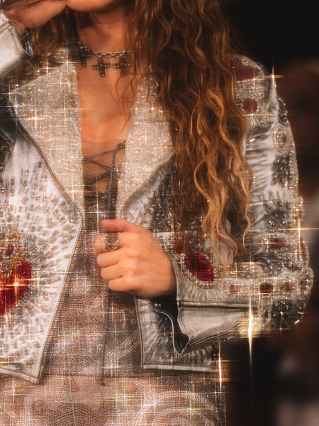 shakira_1757791793_3720949715627543564_217867189.jpg