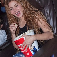 shakira_1765491942_3785541449535093129_217867189.jpg