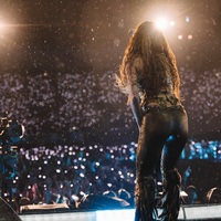 shakira_1765928094_3789200811080069650_217867189.jpg