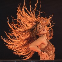 shakira_1765928094_3789200689126486599_217867189.jpg