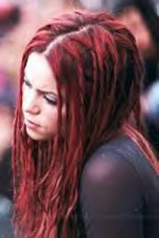 Shakira_-_Cinco_De_Mayo_festival_-_1999_-_4.jpg