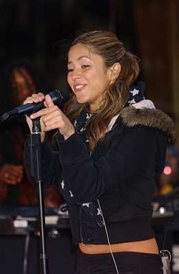 SS013-Shakira65_428_PI_SS.jpg