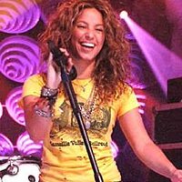 20060129_shakira_1.jpg