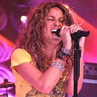 20060129_shakira_4.jpg