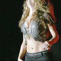 2008_04_28_5_3_A_shakira5.jpg