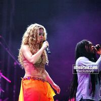 shakira-abudhabi026.jpg