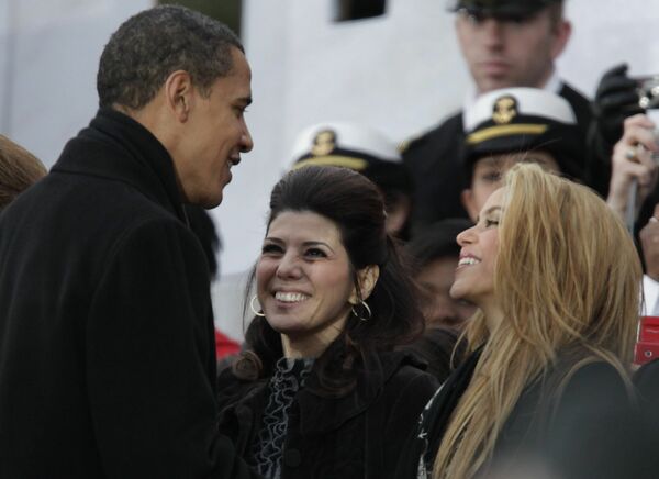 28507_Celebutopia-Shakira_during_We_Are_One-_Opening_Inaugural_Celebration_at_the_Lincoln_Memorial_in_Washington-03_122_623lo.jpg
