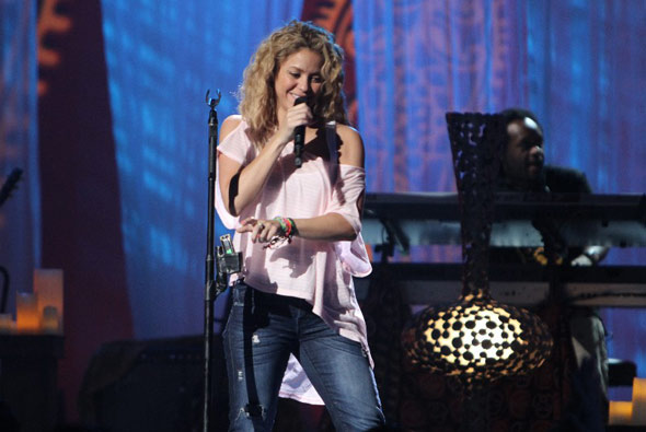 100714_pj_Shakira_07.jpg