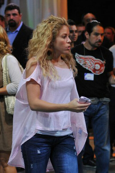 100714_pj_Shakira_01.jpg