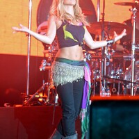 FP_5104022_TEC_Shakira_052910.jpg