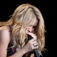 Rock_In_Rio_2010_100521_Shakira_Shakira_Rir_2010_Lx199.jpg
