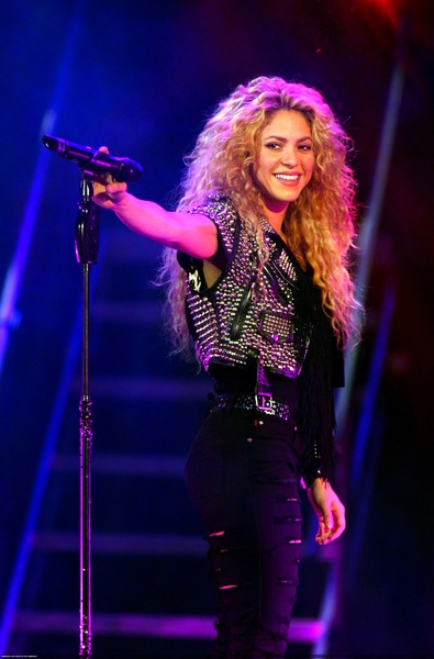 shakiraorgpltm043.jpg