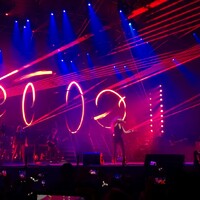 Shakira-on-stage-12.jpg