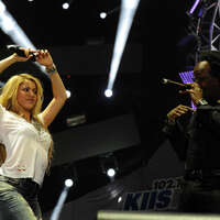 Shakira_-KIIS-FM-2014-Wango-Tango--07.jpg
