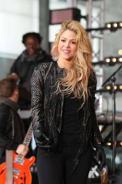 Shakira_-Performs-Live-at-Today-Show--03.jpg