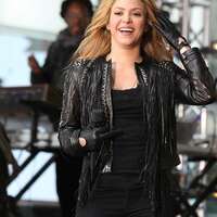 Shakira_-Performs-Live-at-Today-Show--04.jpg