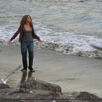 Shakira140206K02Sunshine.jpg