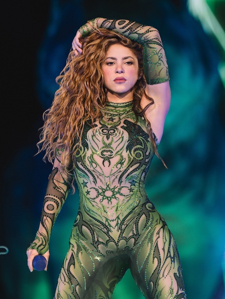 shakira_1770746503_3829540217464940328_217867189.jpg