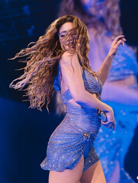 shakira_1767122715_3799223160693069904_217867189.jpg