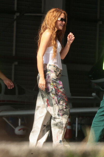 shakira_07-38582087.jpg