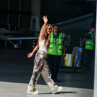 Shakira-desembarca-no-Brasil-para-megashow-no-Rio-0036531804202604291421-9_copie.jpg