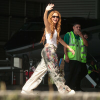 shakira_08-38582055.jpg
