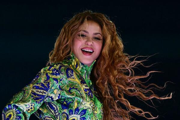 shakira-draws-2-million-to-rios-copacabana-for-free-concert-3219291_20260503104406.jpg
