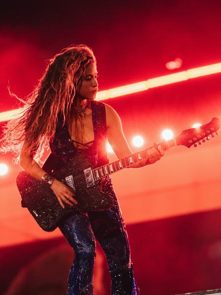 shakira_1777869560_3889372516598813989_217867189.jpg
