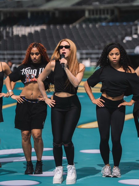 shakira_1781110802_3916548703255978465_217867189.jpg