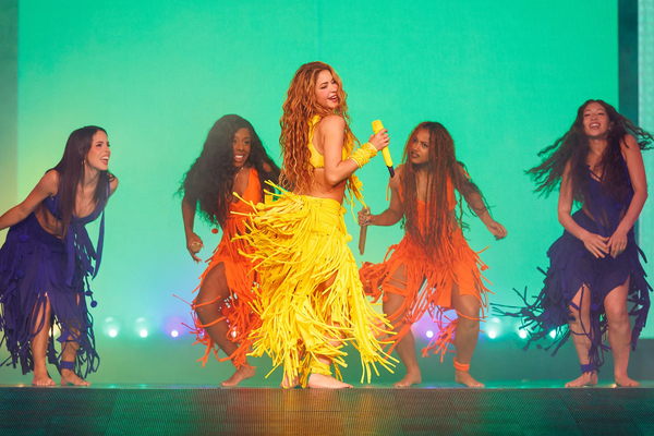 08-shakira-lmynl-tour-2026-billboard-1800.jpg