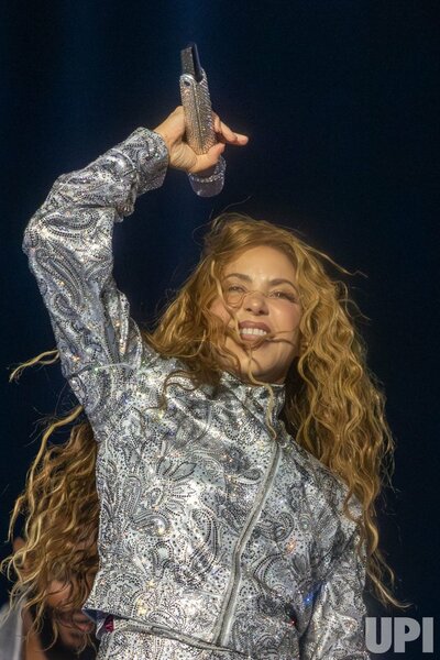 SHAKIRA-2026-6.jpg