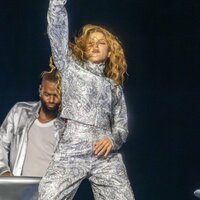 SHAKIRA-2026-5.jpg