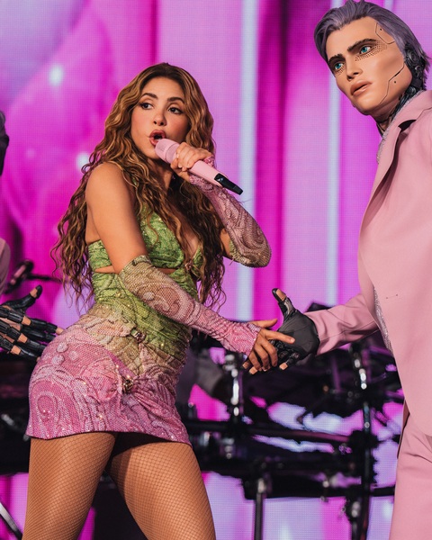 shakira_1782760641_3930403485197730484_217867189.jpg